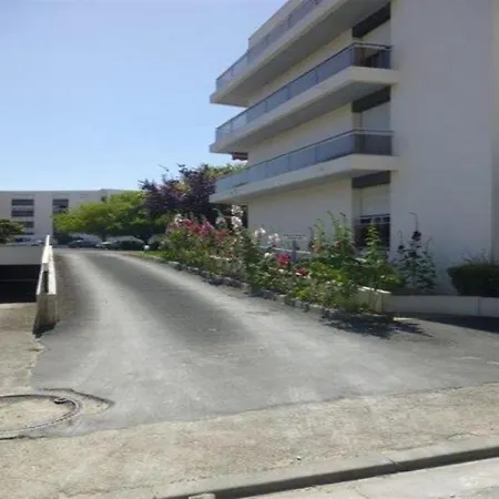 Centre-ville : Studio Moderne Et Lumineux Royan